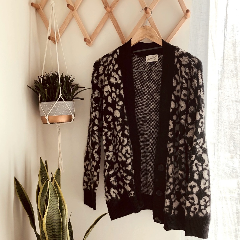Universal Thread Cardigan!